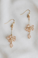 Load image into Gallery viewer, Luminance Earrings