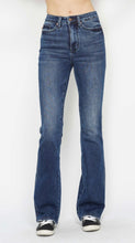 Load image into Gallery viewer, Judy Blue Tummy Control Embroidered Pkt Bootcut HW