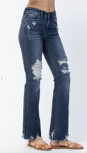 Load image into Gallery viewer, Judy Blue Midrise Hi Contrast Slim Bootcut With Destroy

