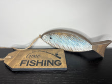 Load image into Gallery viewer, DIY Fish w/Tag
