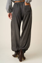 Load image into Gallery viewer, Washed Chambray Two Way Pant
