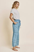 Load image into Gallery viewer, Light Denim Tiered Wide Leg Pants
