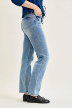Load image into Gallery viewer, Judy Blue HW Tummy Control Contrast Straight
