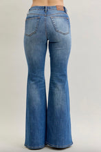 Load image into Gallery viewer, Judy Blue MR Double Angular Seam Flare
