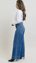 Load image into Gallery viewer, Judy Blue Petite Trouser Retro Wide
