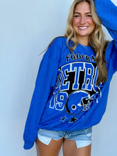 Load image into Gallery viewer, Detroit Blue Oversized Print Sweatshirt
